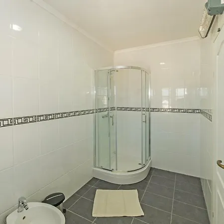 Eight-bedroom Holiday Kosljun With Sea View 01 Hébergement de vacances