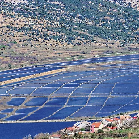 Eight-bedroom Holiday Kosljun With Sea View 01 *