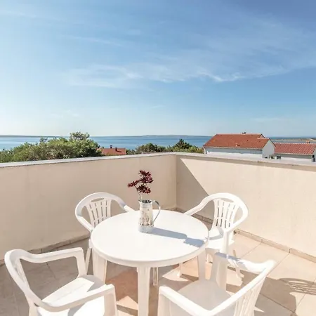 Eight-bedroom Holiday Kosljun With Sea View 01 * Pag Town