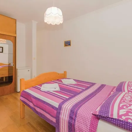 Eight-bedroom Holiday Kosljun With Sea View 01 Pag Town