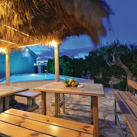 Eight-bedroom Holiday Kosljun With Sea View 01 *