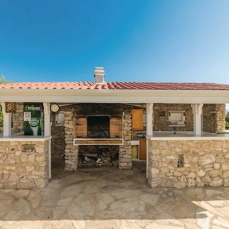 Hébergement de vacances Eight-bedroom Holiday Kosljun With Sea View 01 Pag Town