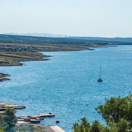 Hébergement de vacances Eight-bedroom Holiday Kosljun With Sea View 01 *