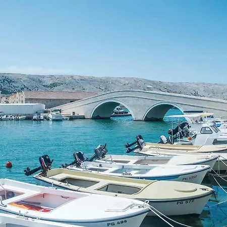 Holiday home Eight-bedroom Holiday Kosljun With Sea View 01